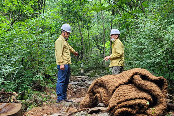 국립공원공단 김영일 탐방안전이사는 치악산국립공원사무소를 방문해 현장점검을 18일 실시했다.
