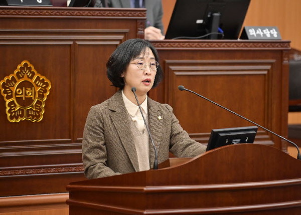 박경난 의원 10분 자유발언 모습.