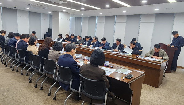 춘천시는 26일, 중회의실에서 백창석 춘천시 부시장 주관으로 2024년 신속 집행 부서장 회의를 개최했다.