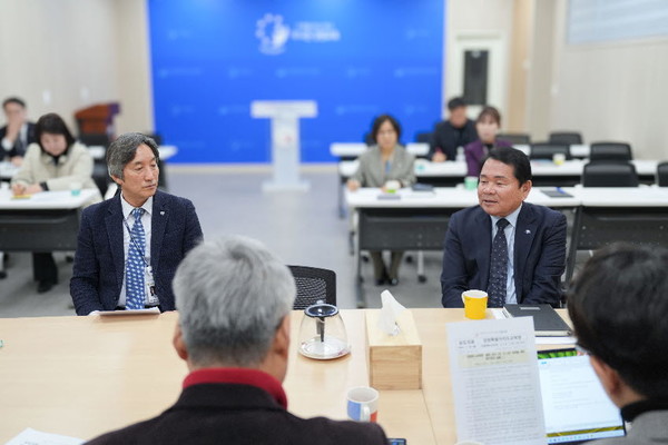 신경호 도교육감은 26일, ‘강원특수교육원 설립’ 추진 1년의 성과를 발표하고, 앞으로 계획에 대해 밝혔다